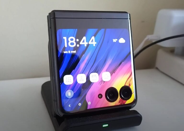 Why the Motorola RAZR is still better than other foldable phones
